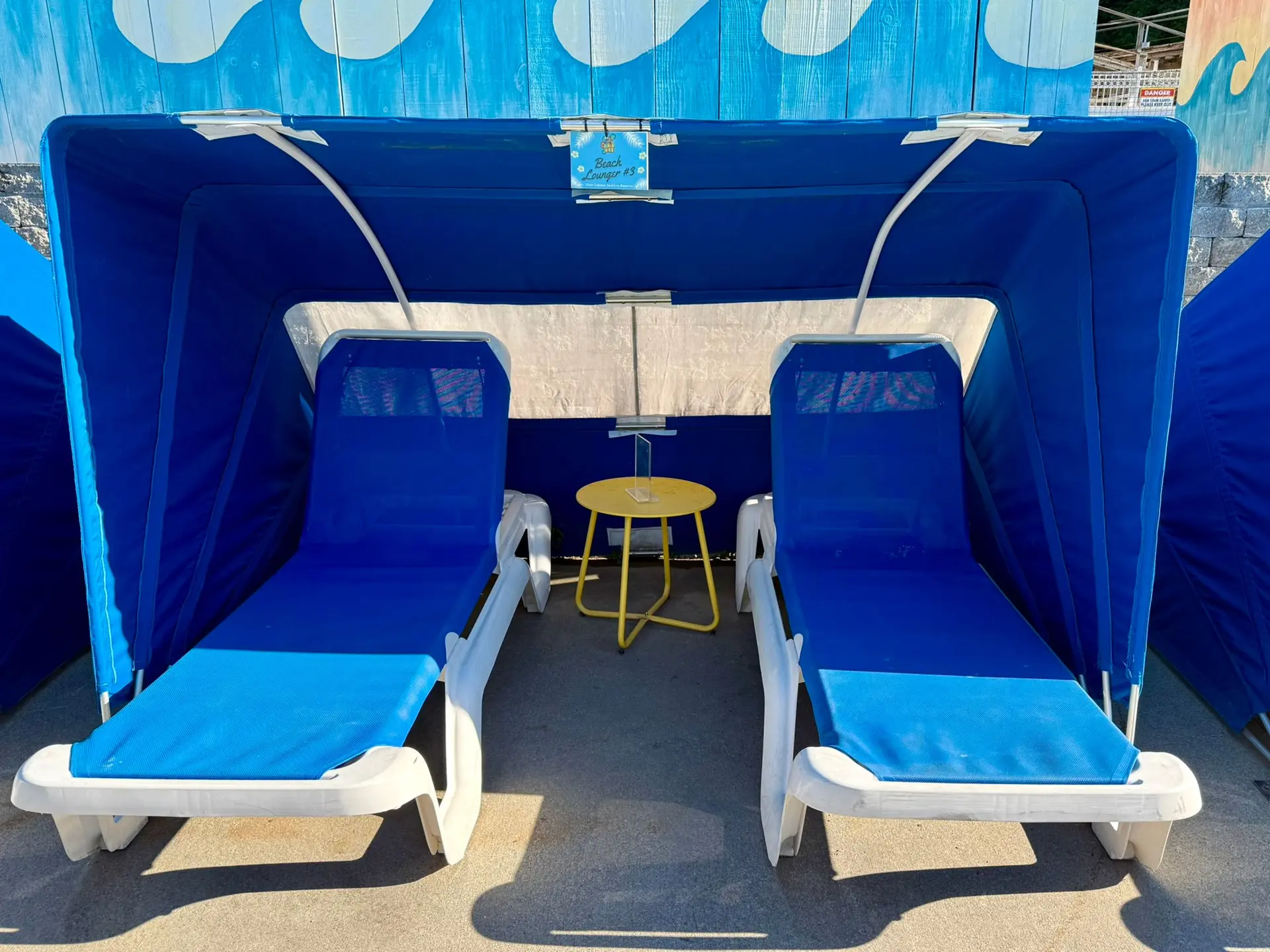 Biminis background image